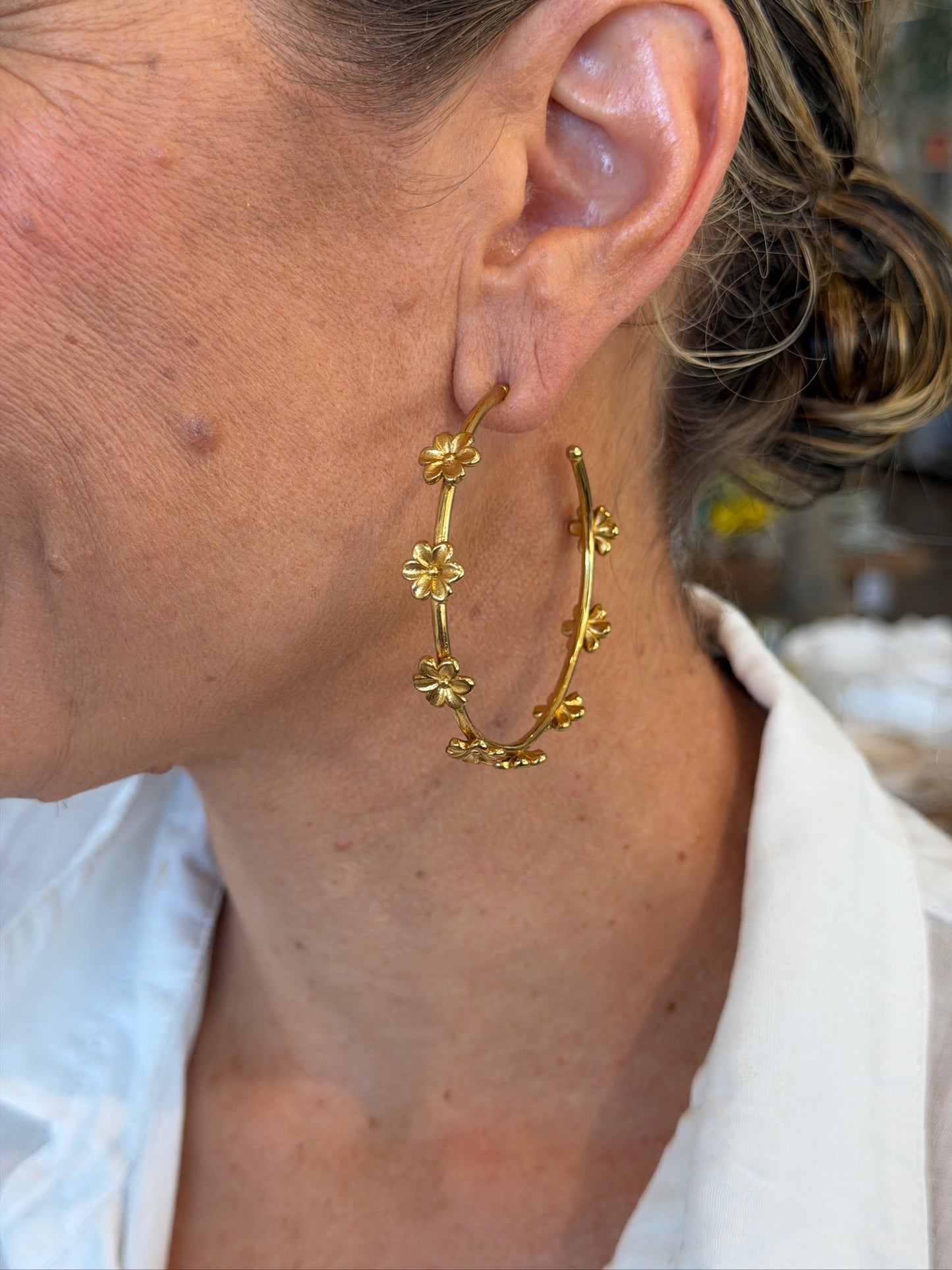 Seabrooke - Carlee Hoops Gold