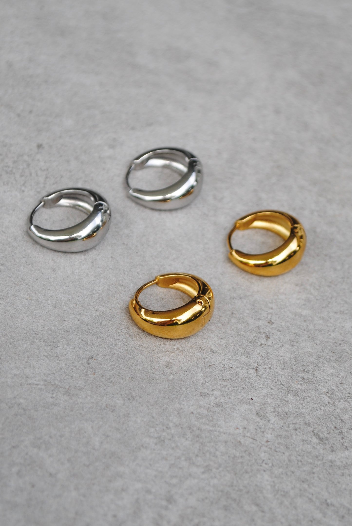 Nadia Hoops - Large Silver