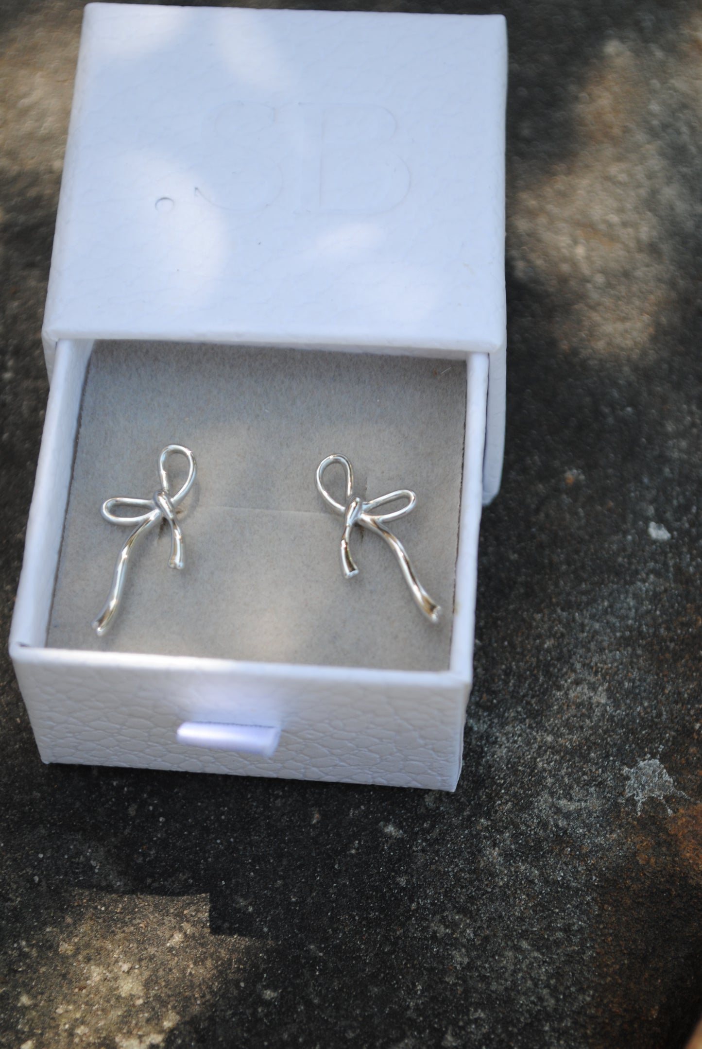 Amelia Bow Studs - Silver