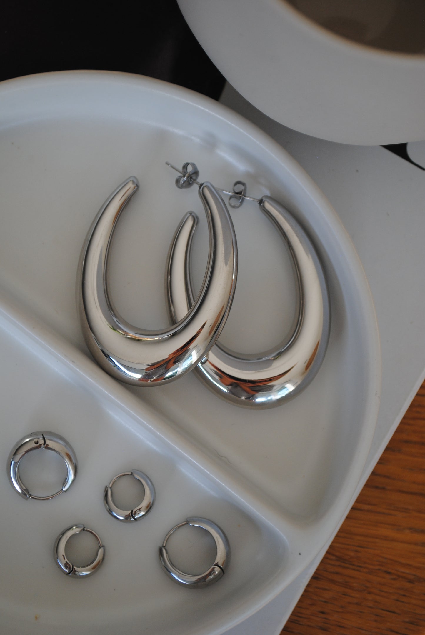 Naya Hoops - Small Silver