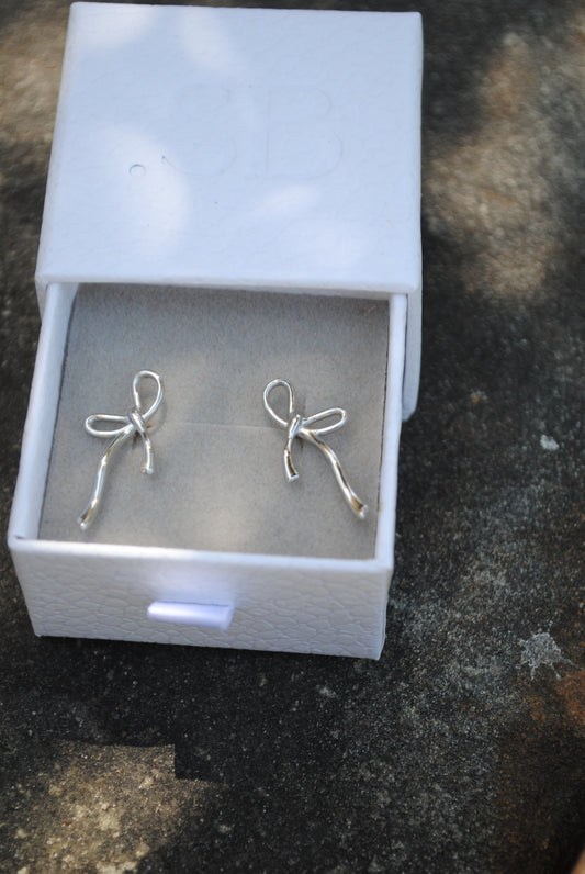 Amelia Bow Studs - Silver